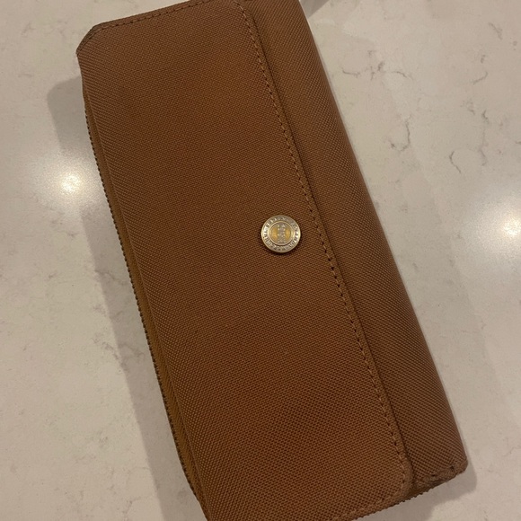 Herschel Wallet - Picture 5 of 5